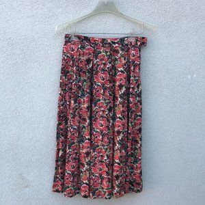 Beautiful Deni Cler Skirt